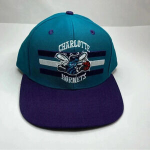 vintage Adidas hardwood classics charlotte hornets cap team cap hat snap‎ back